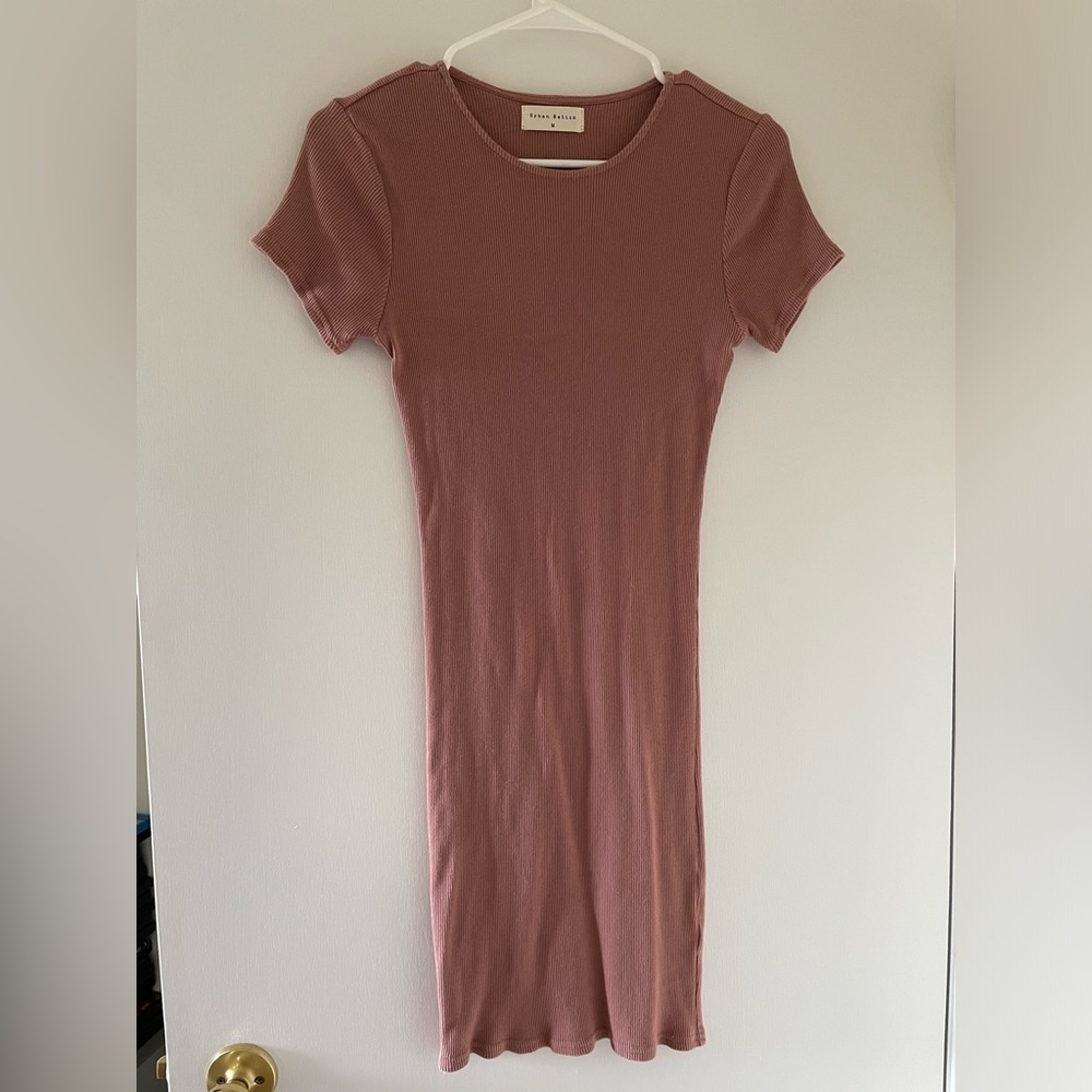 Pink Medium Body con Short Sleeve dress